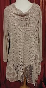 Simply couture dusty rose top